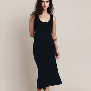 🆕GAP Velvet Midi Dress, Size Medium